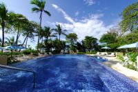 Acqua Beachfront pool
